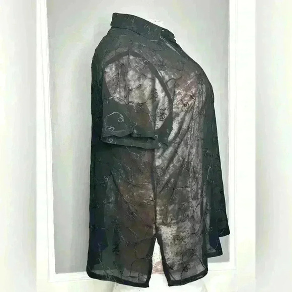 Camille Claudel Women's Shirt (V2) - Picture 4 of 7